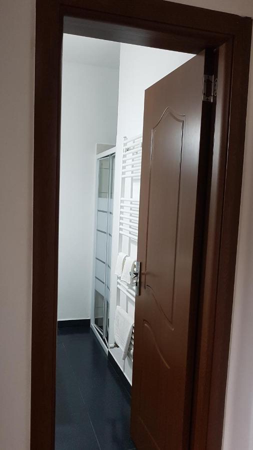 Madalina Apartment บราชอฟ ภายนอก รูปภาพ